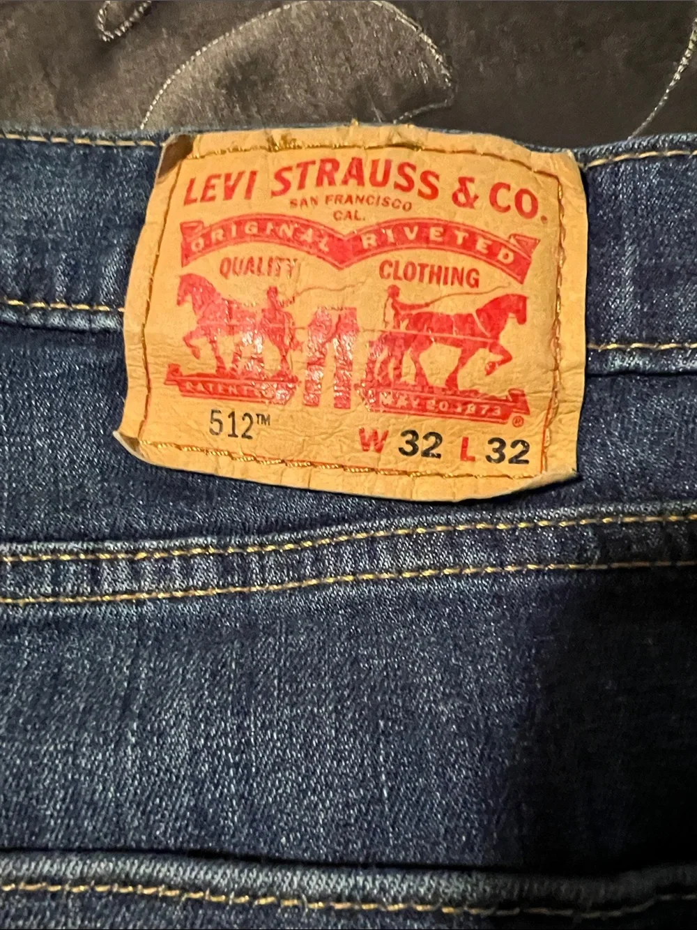 Levi's 512 Men's Slim Taper Medium Dark Wash Blue Denim Jeans 32x32